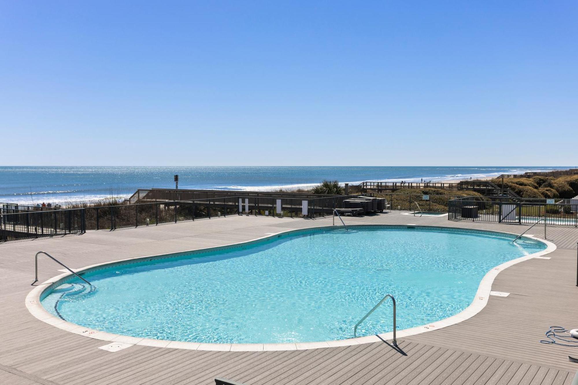 Oceanview 4Br/4Ba Condo, Steps To Beach/Pool Ошен-Айл-Біч Екстер'єр фото